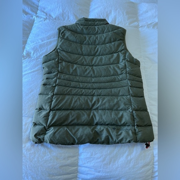 McKinley Gosford Puffer Vest Womens Size Small Outdoor Down Olive Green Zip. - Picture 2 of 8